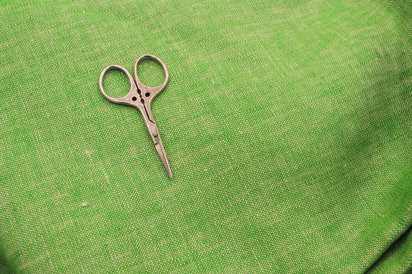 100% Linen Deadstock in Lime