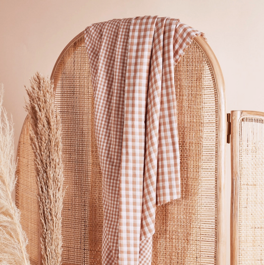 Reversible Off-White Gingham in Maple